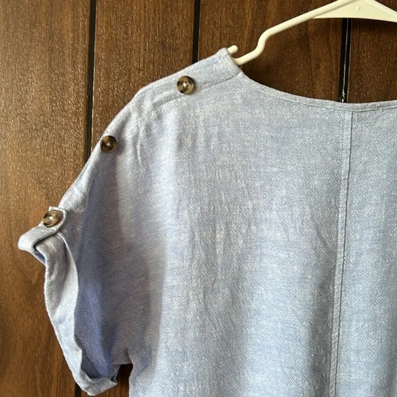 cable & gauge | Baby blue linen blend rolled sleeve top Women’s Size Small - Picture 6 of 8